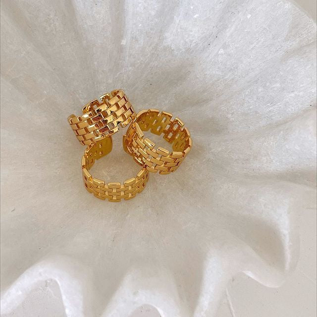 Golden Grid Adjustable Ring