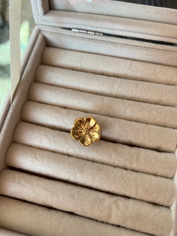 Petal Grace Adjustable Ring