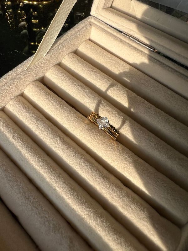 Golden elegant ring