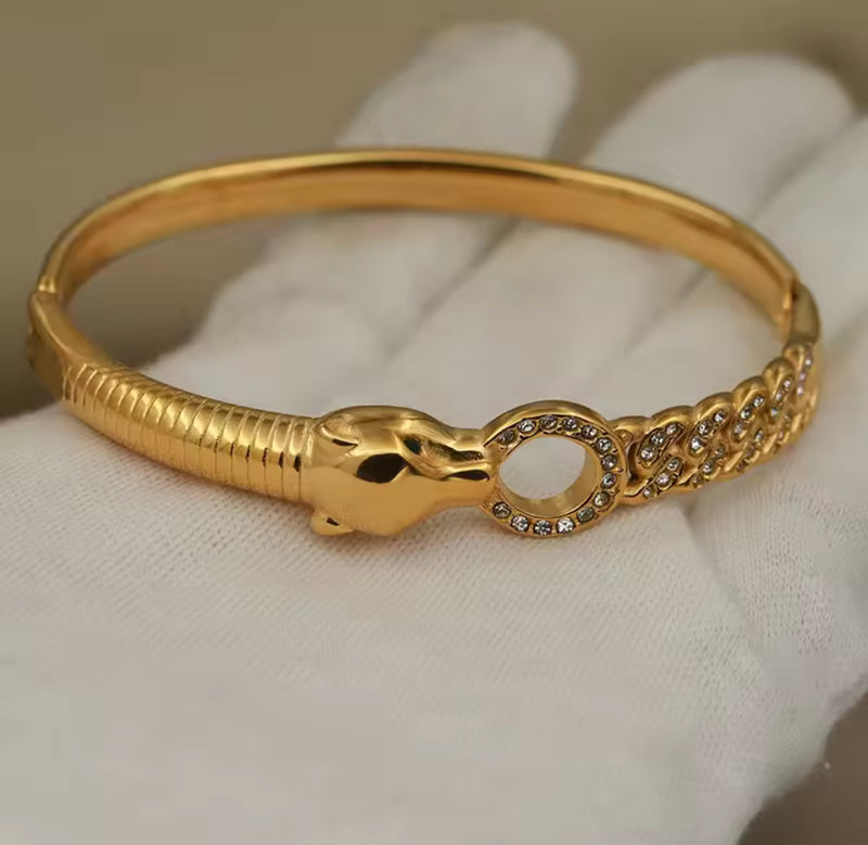 Leopard Handcuff