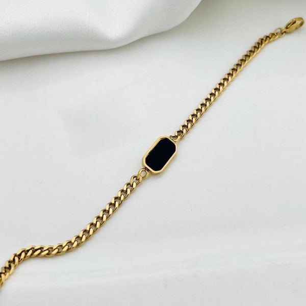 Amor Bracelet