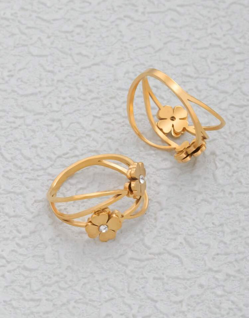 Beautiful floral ring