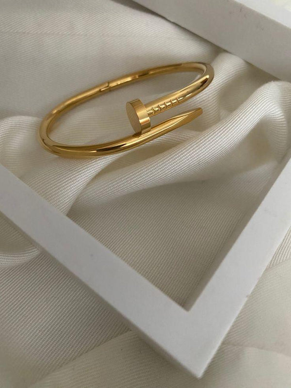 Nail Bracelet