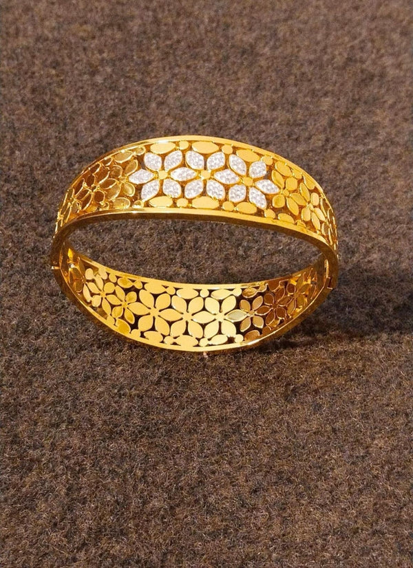 Floral Cutwork Gold Bangle